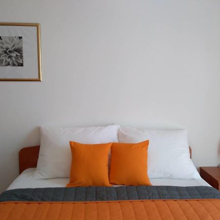 Apartments Davor Biograd Na Moru Eksteriør billede