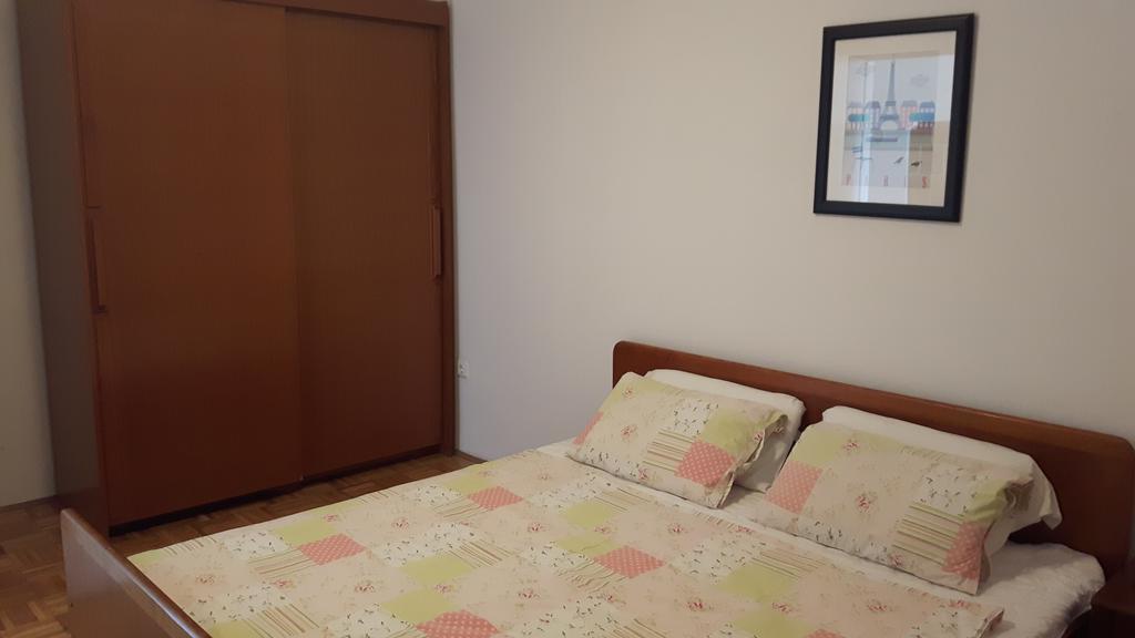 Apartments Davor Biograd Na Moru Eksteriør billede