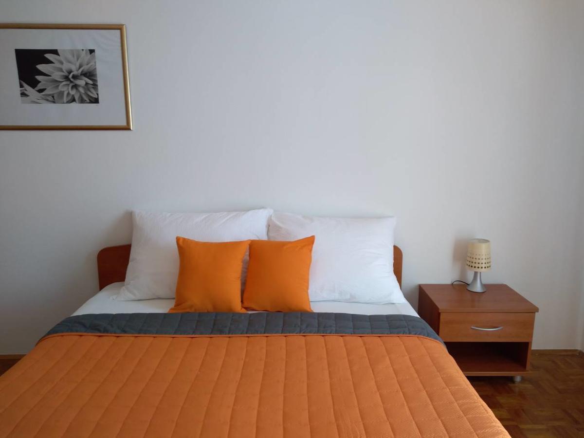 Apartments Davor Biograd Na Moru Eksteriør billede